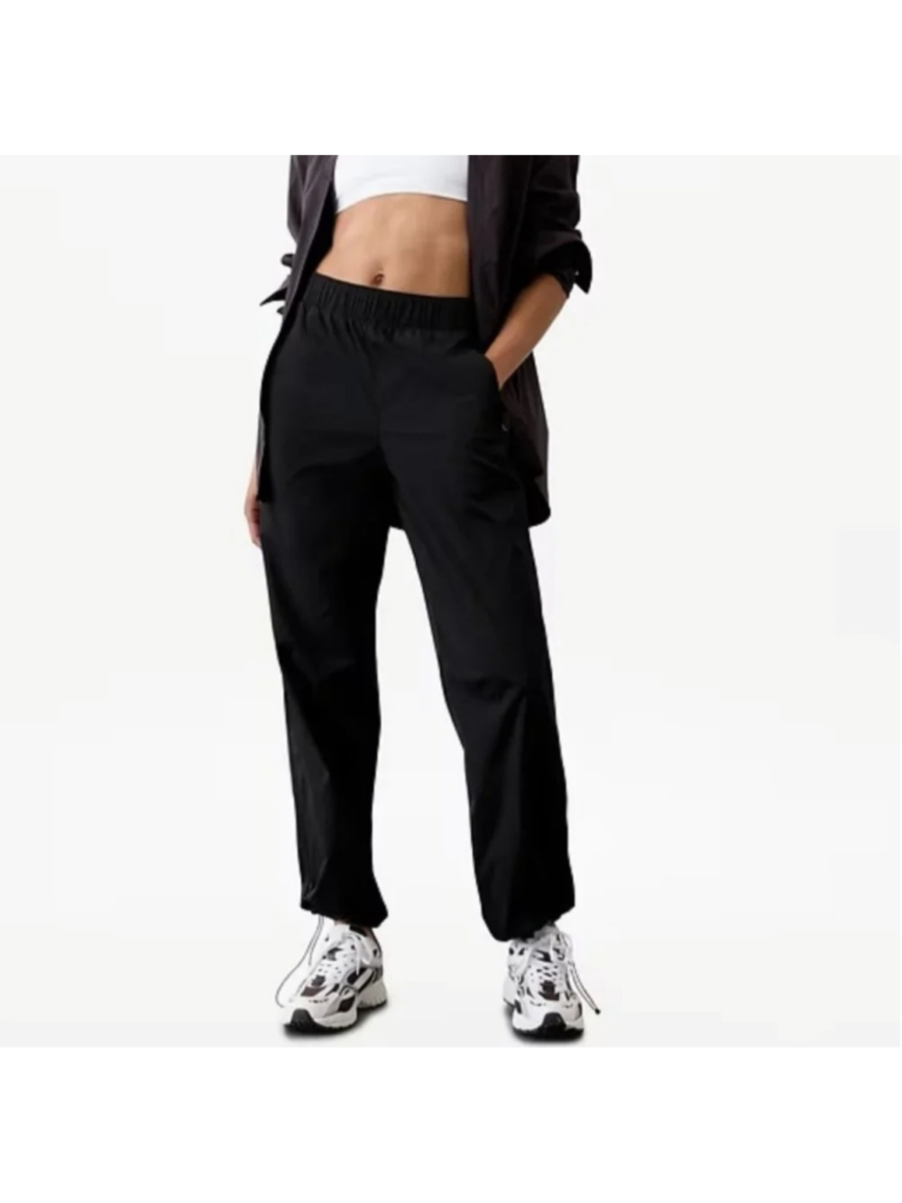 ATHLETA Rise Pants Medium Black NWT $109 Packable Cargo Water Repellent Zip Cord